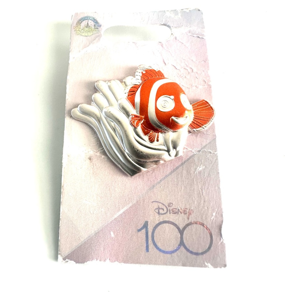 Disney Nemo 100 Celebration Pin